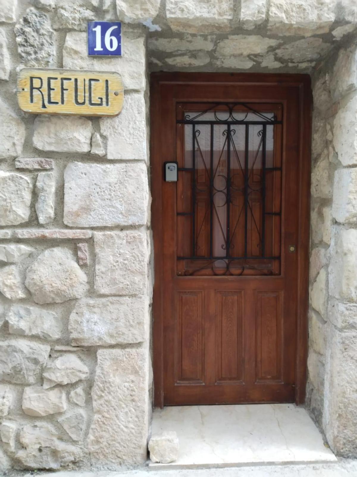 El Refugi Hostel Arboli Екстериор снимка